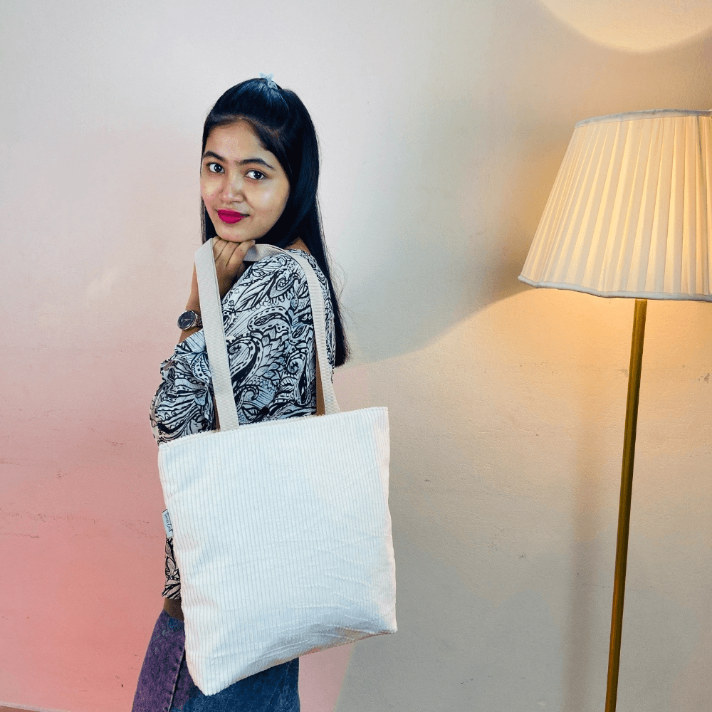 Fashionable High-Capacity Shoulder Tote Bag